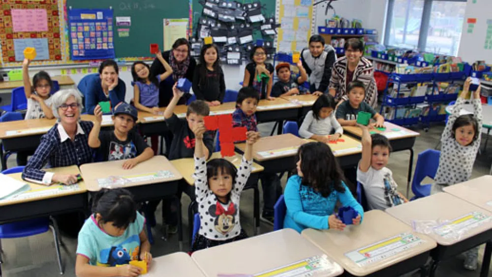 Jane Tom's Grade 1 Class playing shape transformer